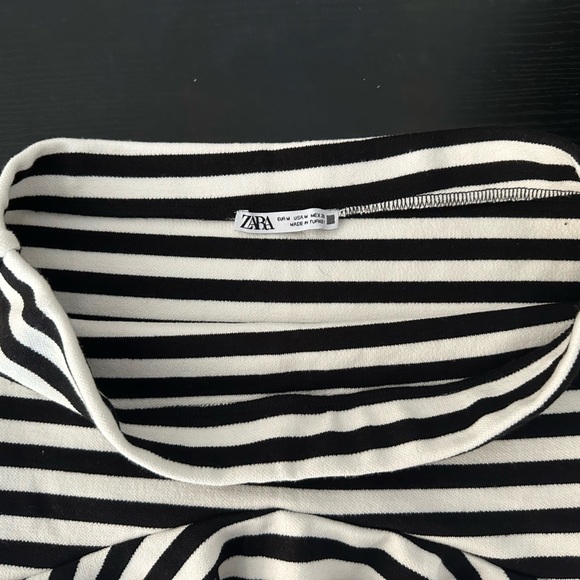 Zara Black and White Striped Mini Skirt - Picture 3 of 3